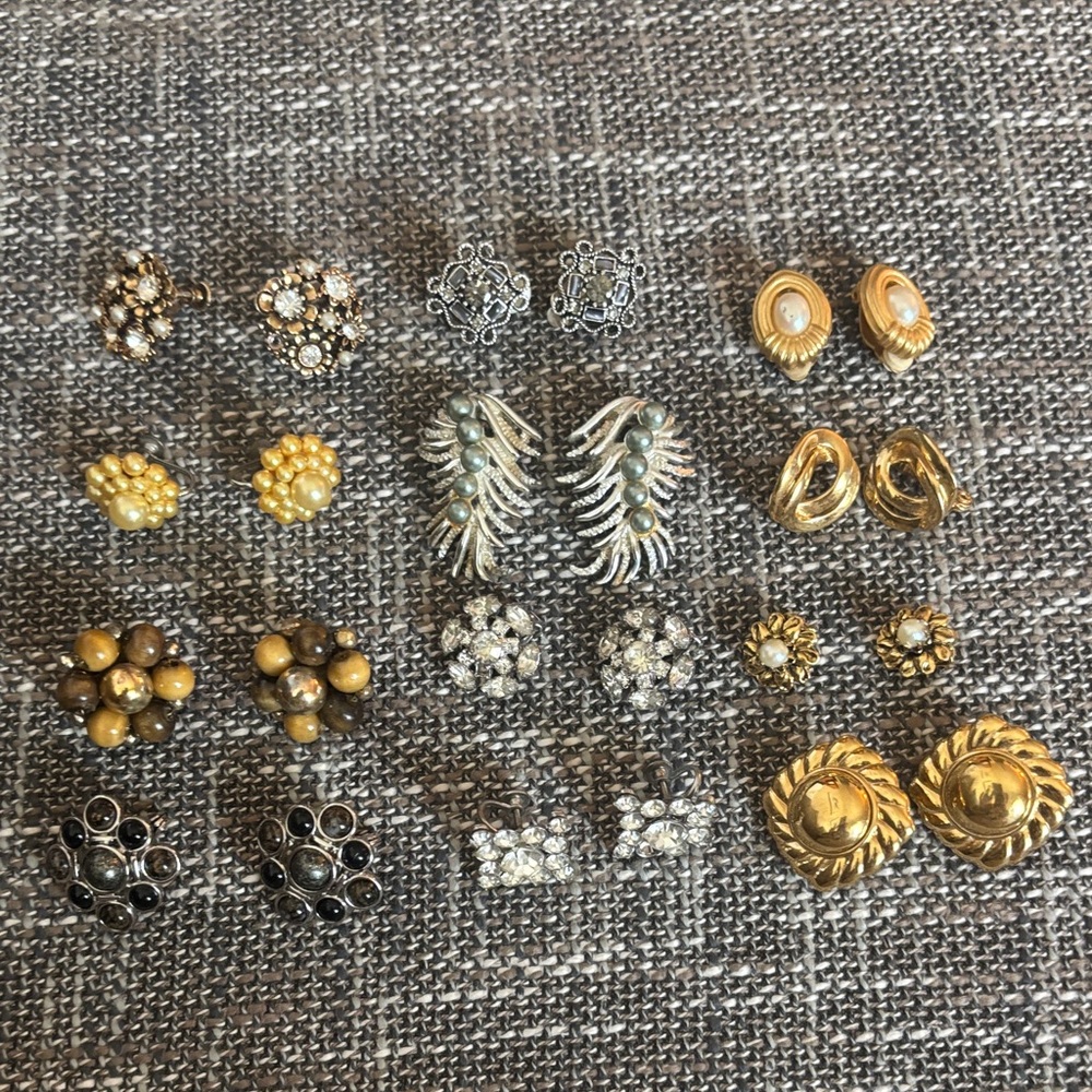 Vintage all clip on 12 pairs Elegant Gold and Silver Women's Earring